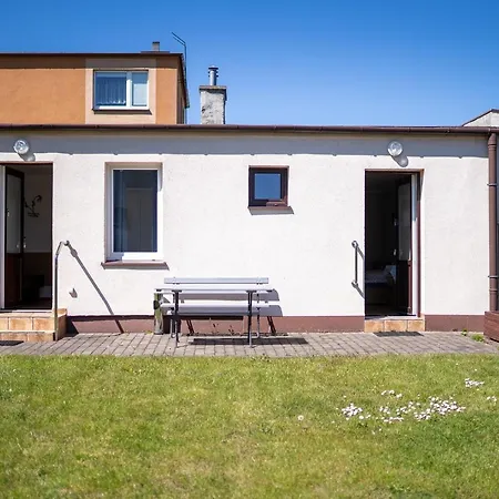 Bonus Salus Wynajem Pokoi Apartment Wladyslawowo Exterior photo